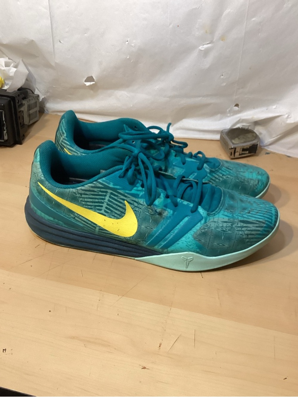 Nike KB Mentality “Easter” Kobe Bryant Artisan Teal/Yellow/Green Men's Size 15